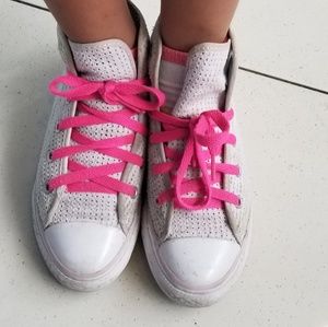 Kids Eyelet Converse blush pink